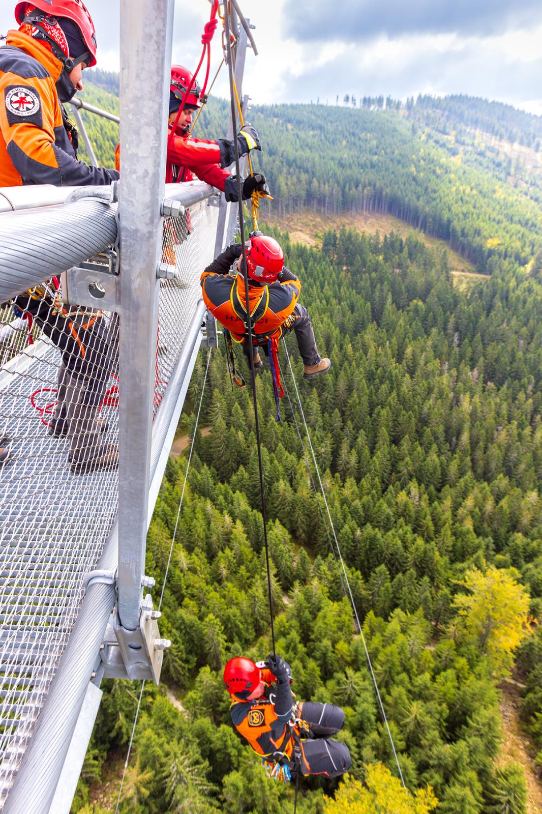 výcvik na Sky Bridge2.jpg