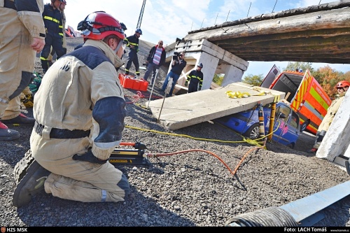 vycviksutinyDirect_Ostrava_Libros (5).jpg