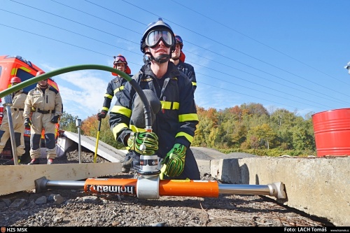 vycviksutinyDirect_Ostrava_Libros (9).jpg