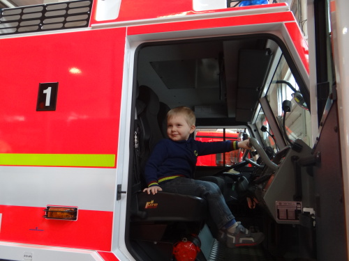 vystavaPapirshowexkurze_Ostrava2016 (4).JPG