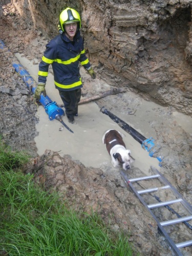 zachranabuldokvykopVratimov (1).jpg