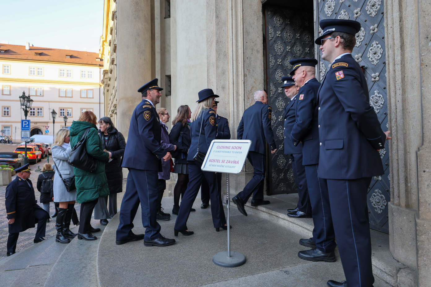Hosté Podzimního hasičského koncertu si užívají hudební zážitek se souborem Hradišťan a Jiřím Pavlicou