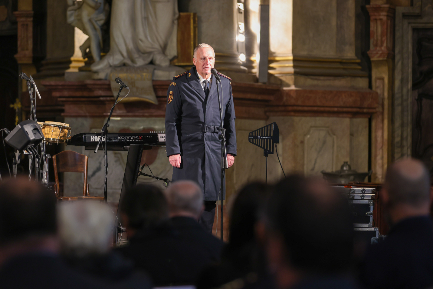 Hosté Podzimního hasičského koncertu si užívají hudební zážitek se souborem Hradišťan a Jiřím Pavlicou