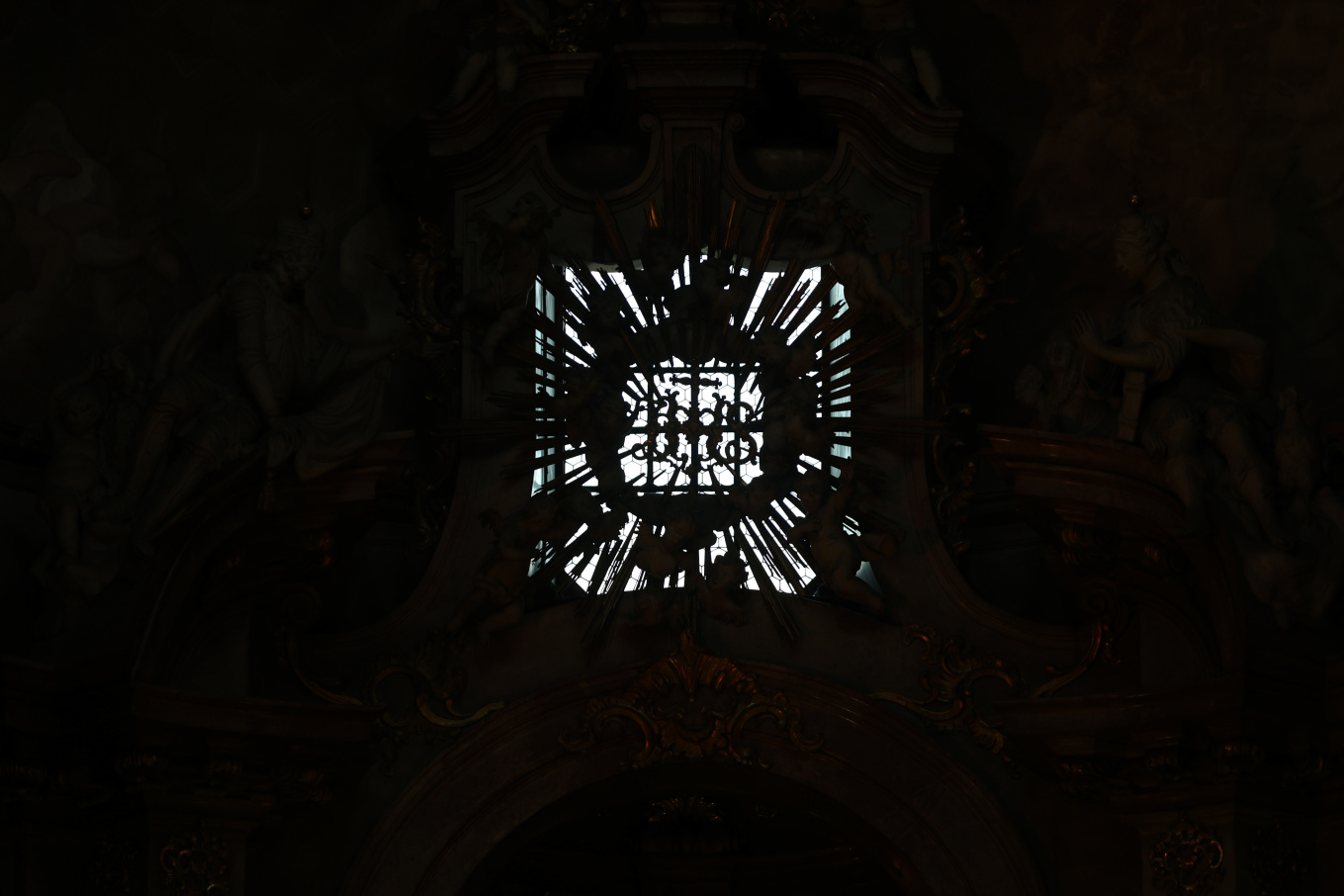 Hosté Podzimního hasičského koncertu si užívají hudební zážitek se souborem Hradišťan a Jiřím Pavlicou