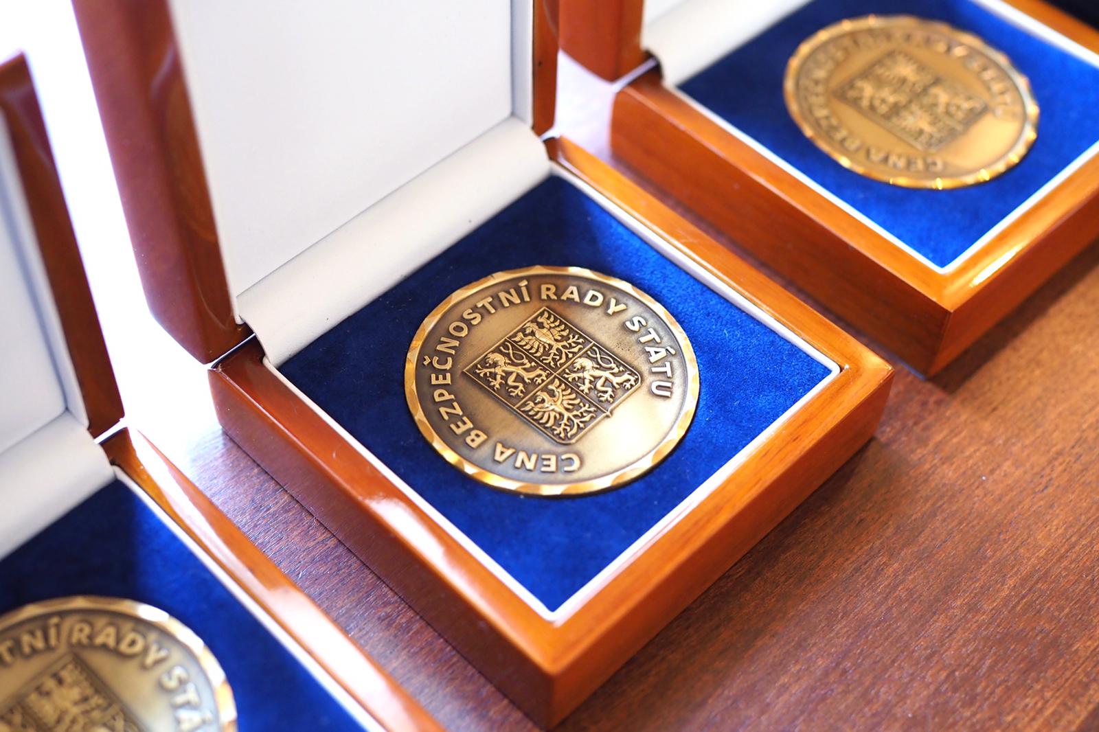 cena bezpecnostni rady statu - institut.jpeg