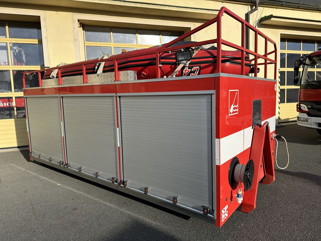 Lodní kontejner.JPG