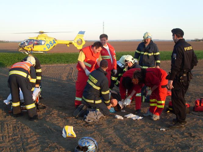 Nehoda motorkáře v Chrudimi