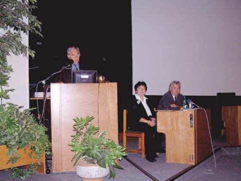 Zahájení konference.jpg 