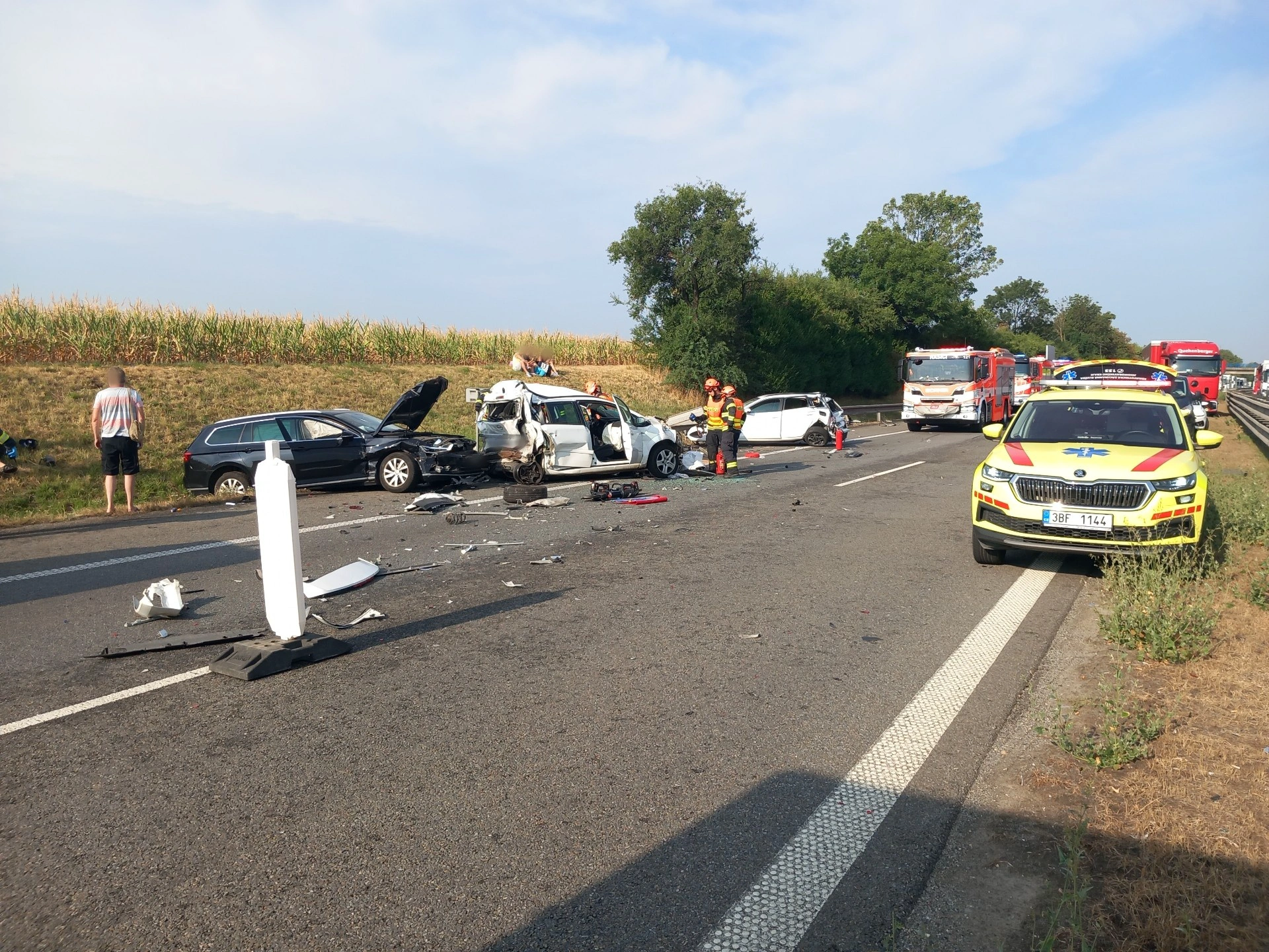 Nehoda na dálnici D1 u Tvarožné si vyžádala pět zraněných