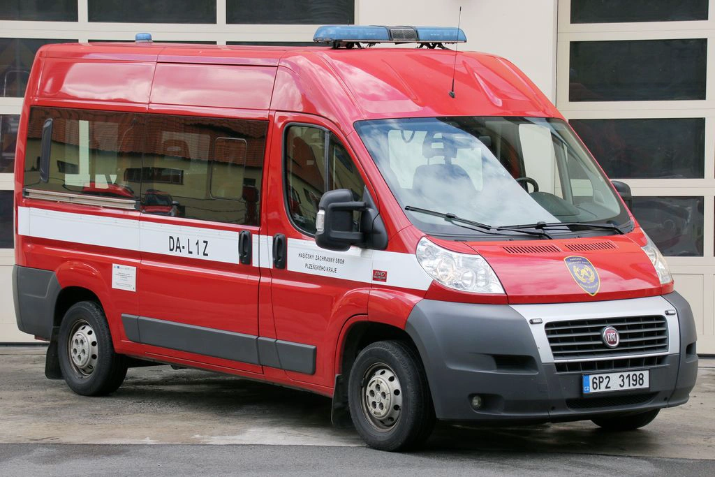 Dopravní automobil