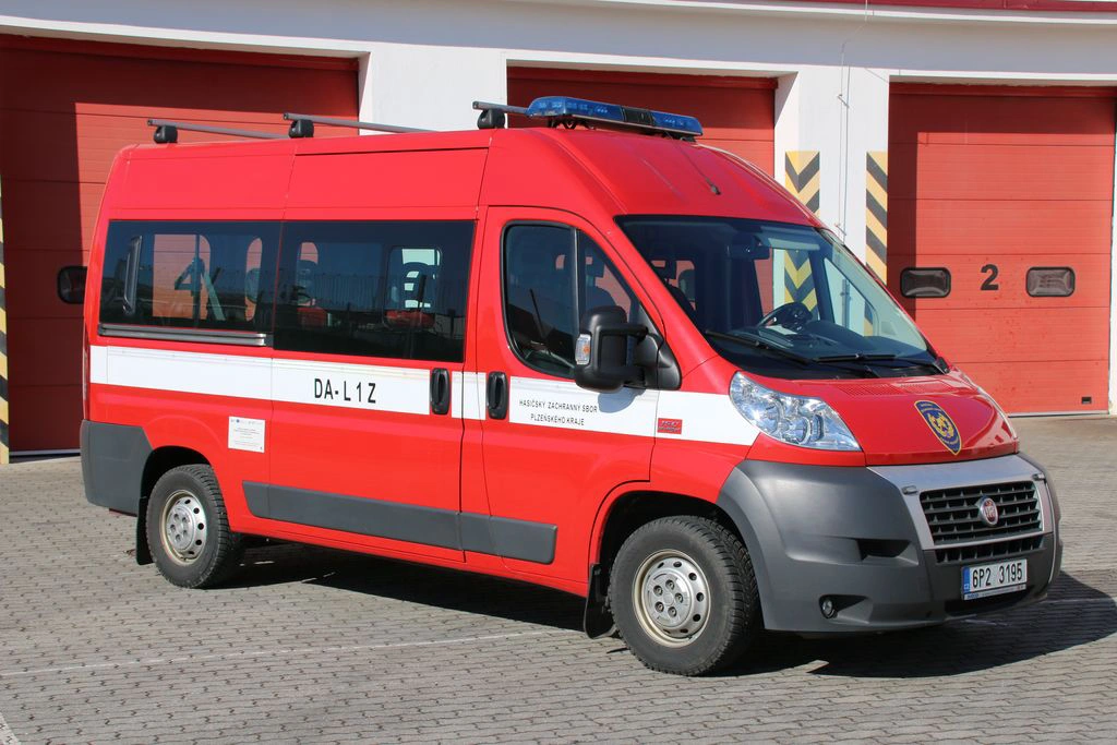 Dopravní automobil