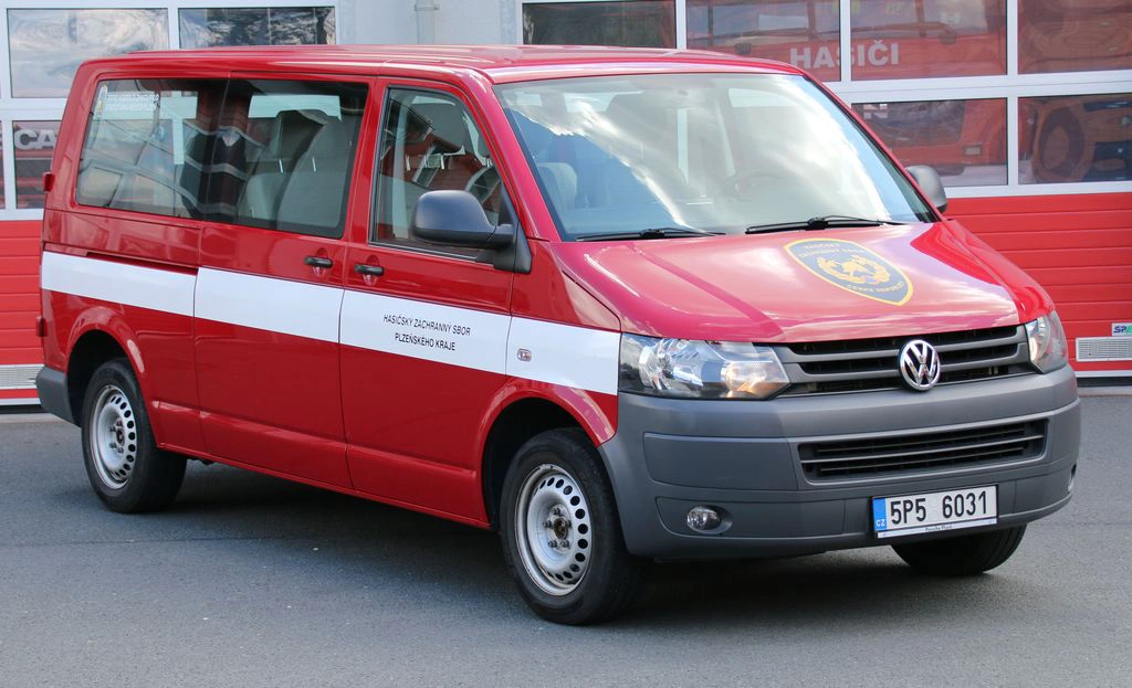 Dopravní automobil