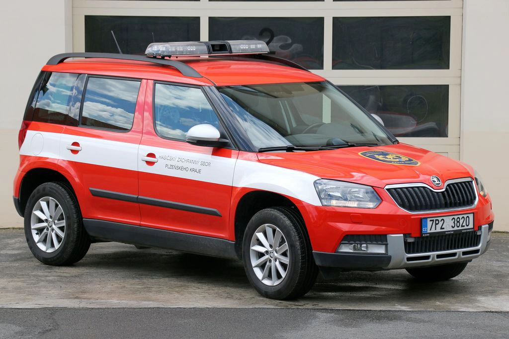 Velitelský automobil