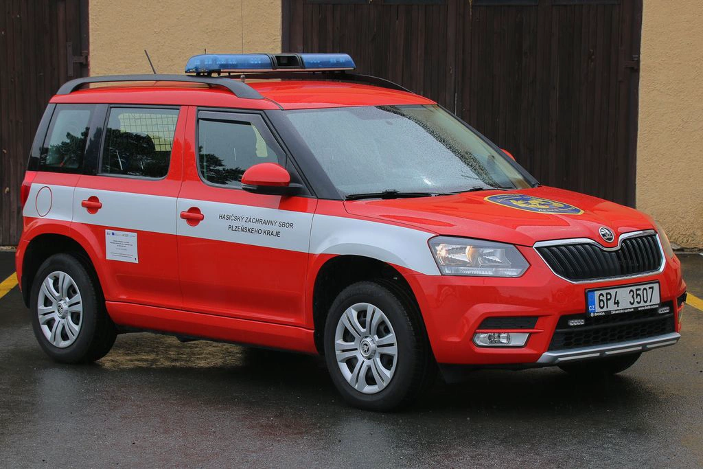 Velitelský automobil