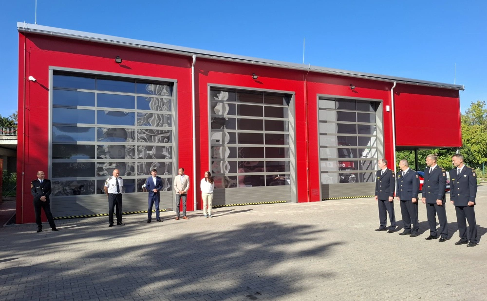 Slavnostní otevření garáží pro požární kontejnerovou techniku na CHS Kutná Hora