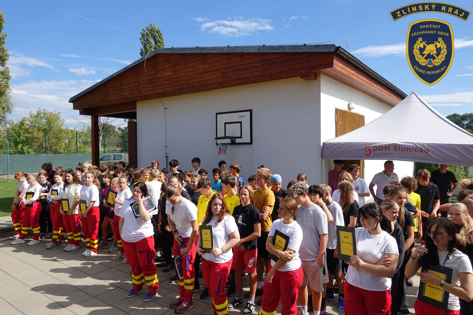 Soutěžní den IZS v Otrokovicích prověřil znalosti, obratnost i týmového ducha žáků