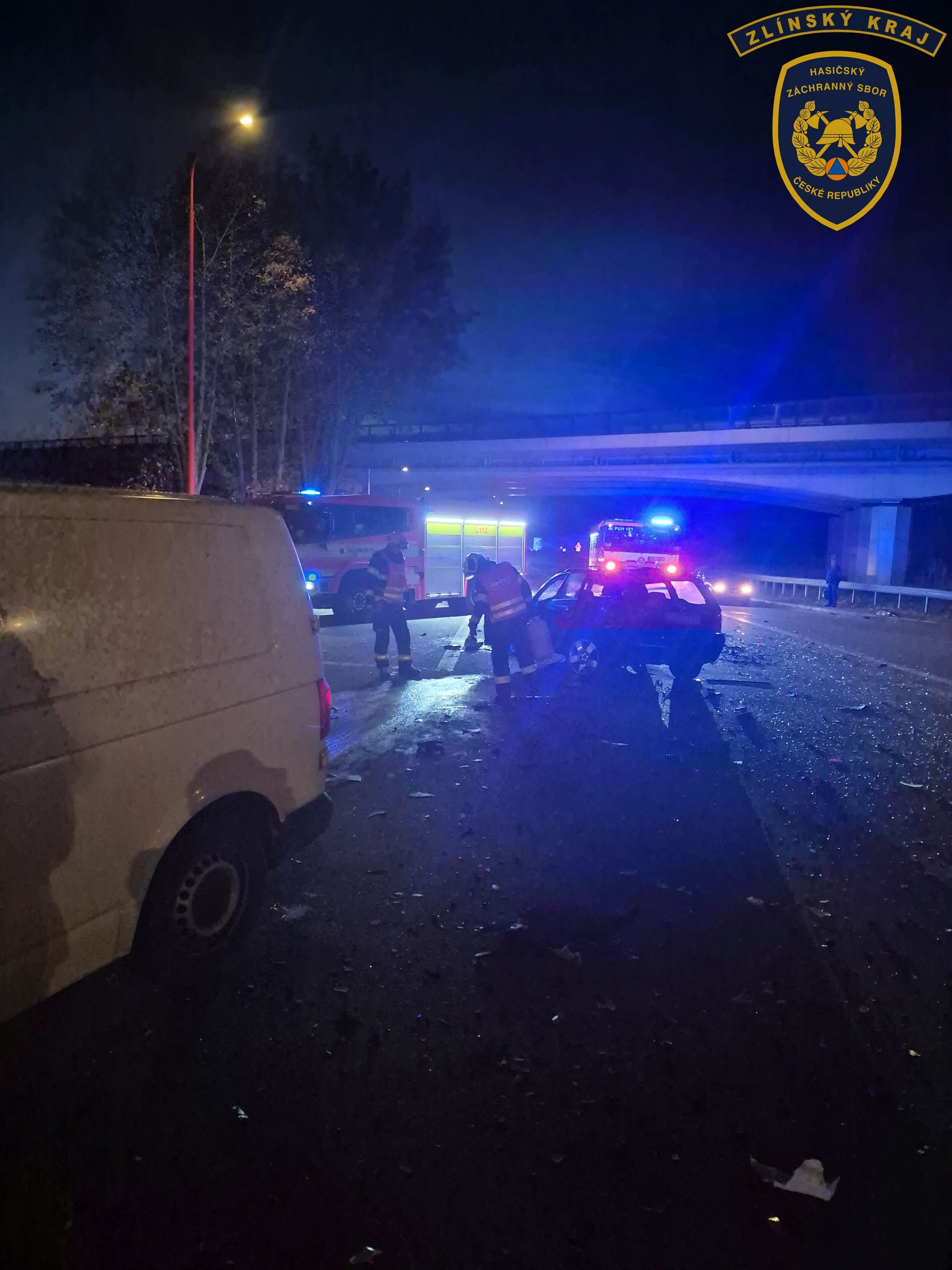 Ranní nehoda tří vozidel zkomplikovala dopravu ve Starém Městě